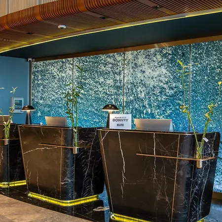 Delta By Marriott Levent 5*