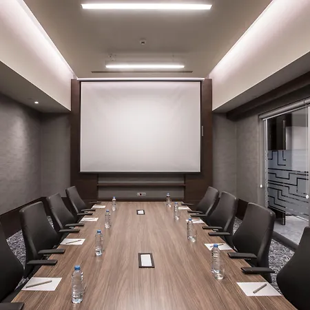 Delta By Marriott Levent 5*