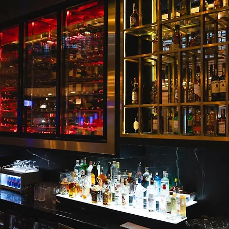 Delta By Marriott Levent 5*