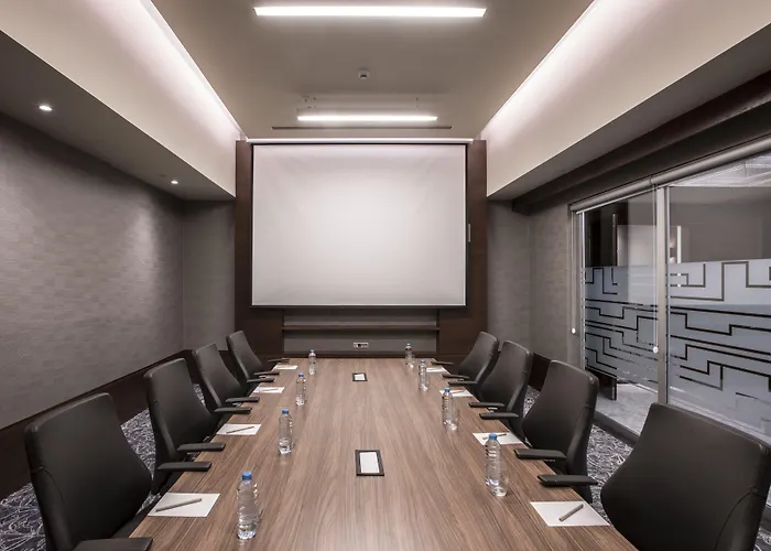 Delta By Marriott Levent 5*