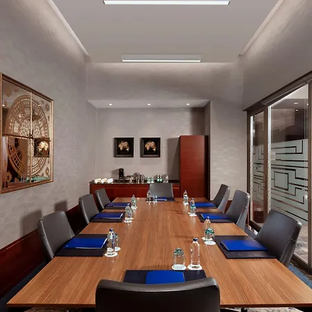 Delta By Marriott Levent מלון